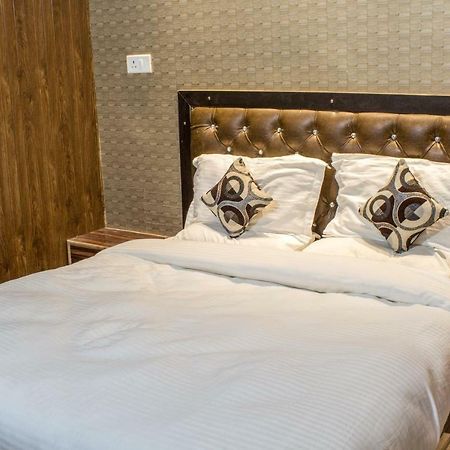 Hotel Varanasi Ganges エクステリア 写真