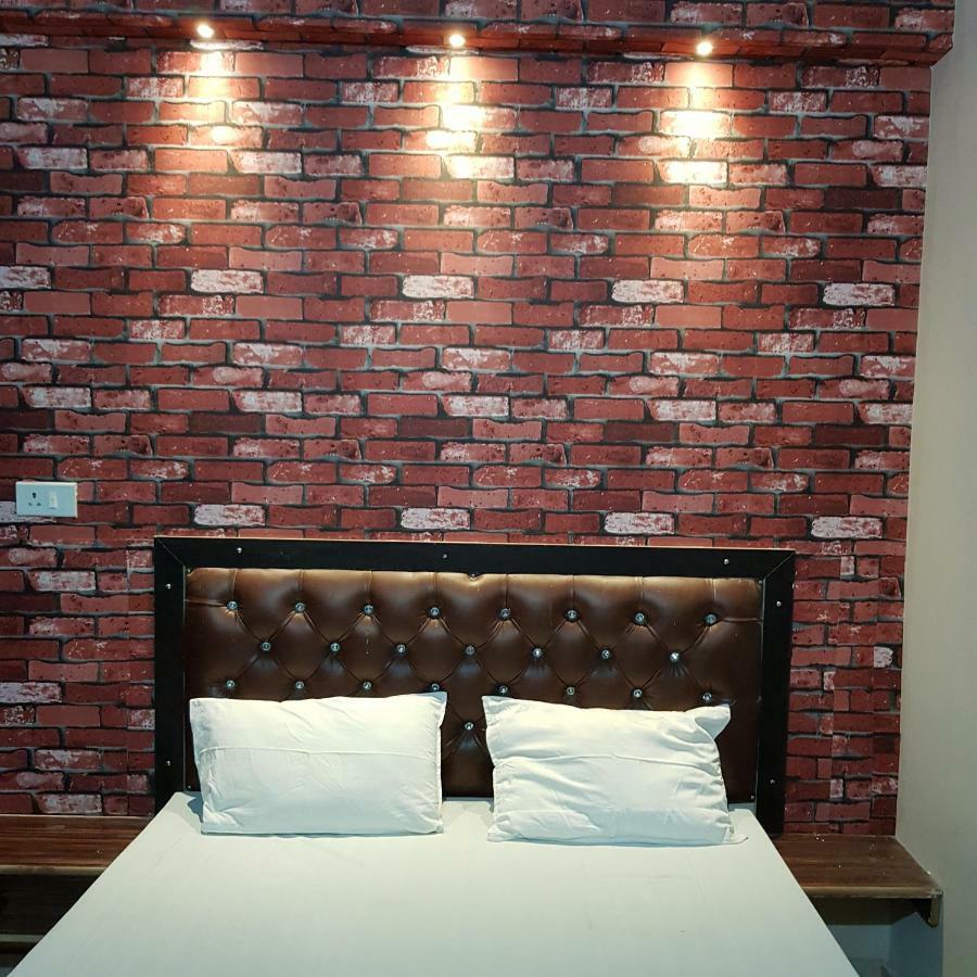 Hotel Varanasi Ganges エクステリア 写真
